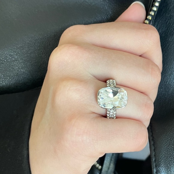 Solitaire ring Lola and Grace for Swarovski size 7 like new - Picture 11 of 17